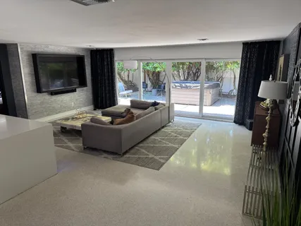 $849,000 | 2825 Northwest 10th Avenue, Wilton Manors, FL 33311