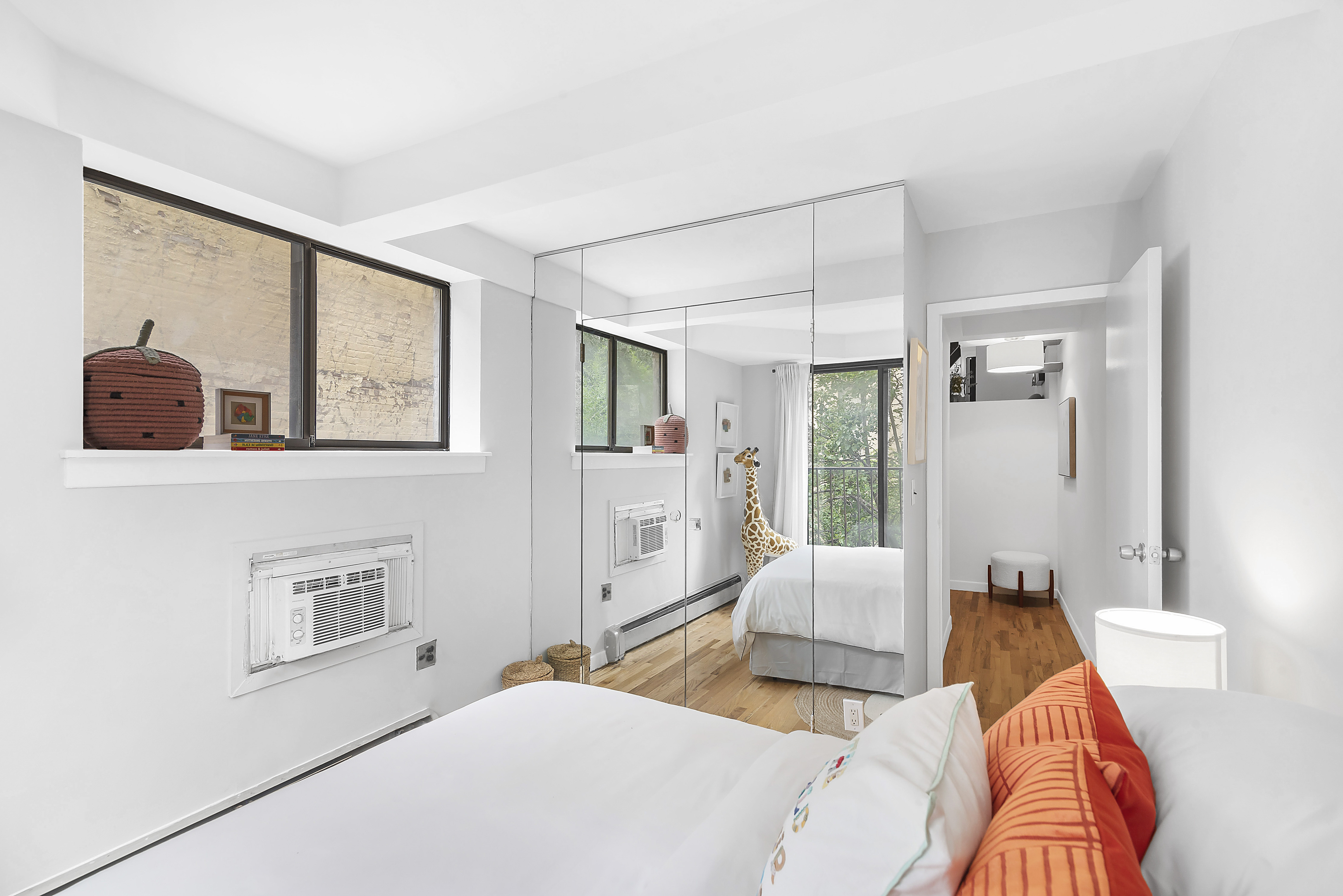 249 West 101st Street, Unit 6 Manhattan, NY 10025 - Photo 6 of 10