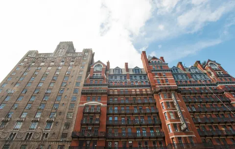 $1,250,000 | 140 West 22nd Street, Unit 2D | Chelsea