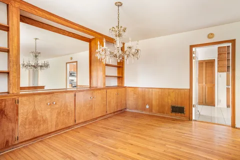 $3,850,000 | 1015 San Vicente Boulevard, Santa Monica, CA 90402