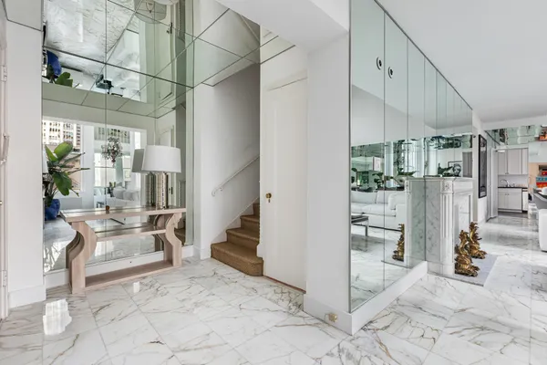 $25,000 | 111 East 56th Street, Unit 2100 | Midtown East