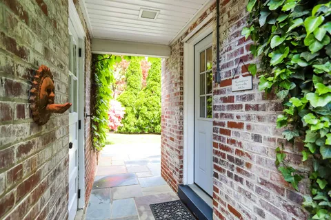 $1,225,000 | 3501 Bradley Lane, Chevy Chase, MD 20815