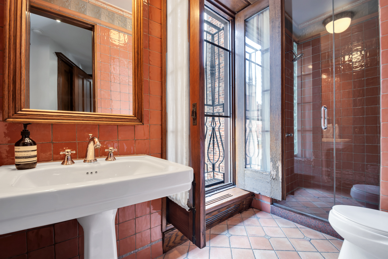 157 East 81st Street, Unit 8 Manhattan, NY 10028 - Photo 17 of 19