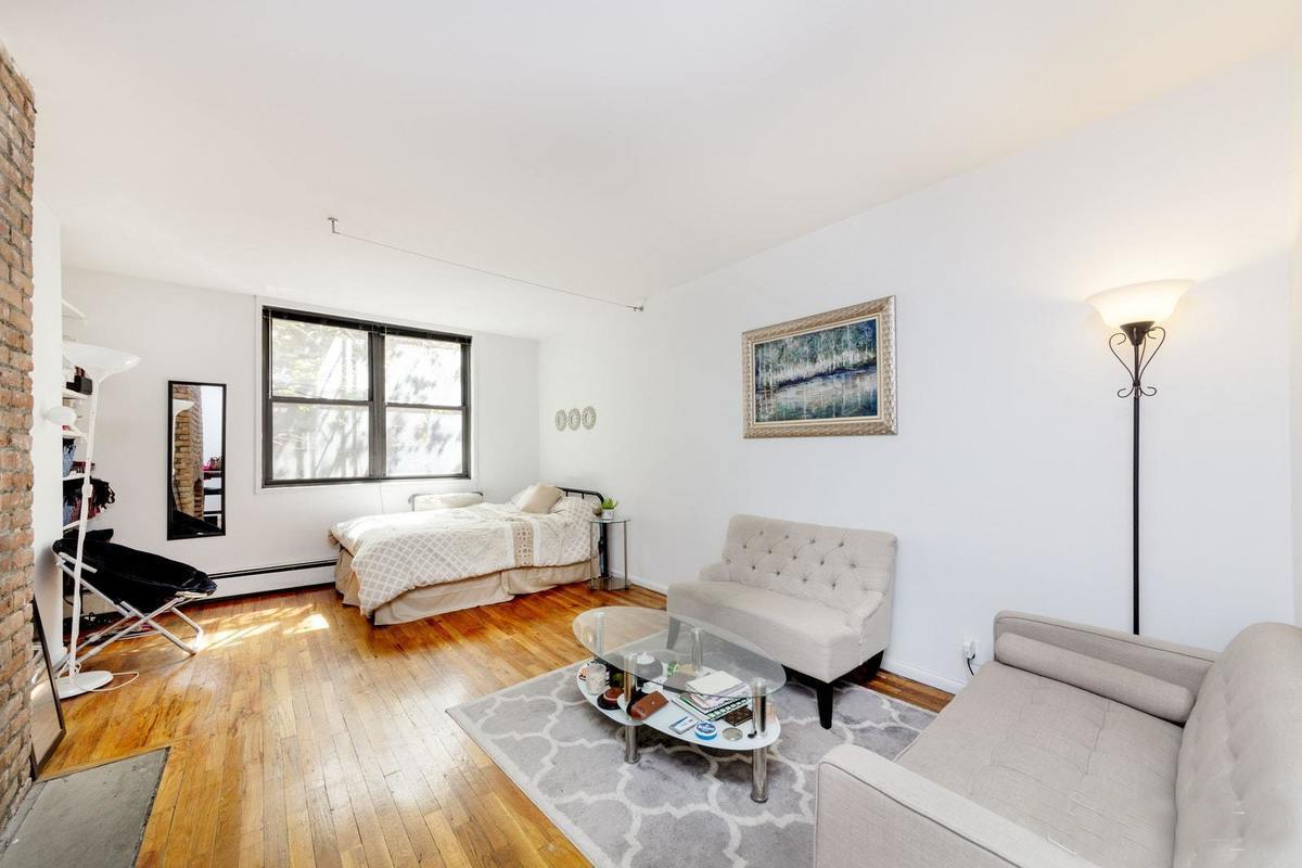 229 East 29th Street, Unit 2R Manhattan, NY 10016 - Photo 1 of 4