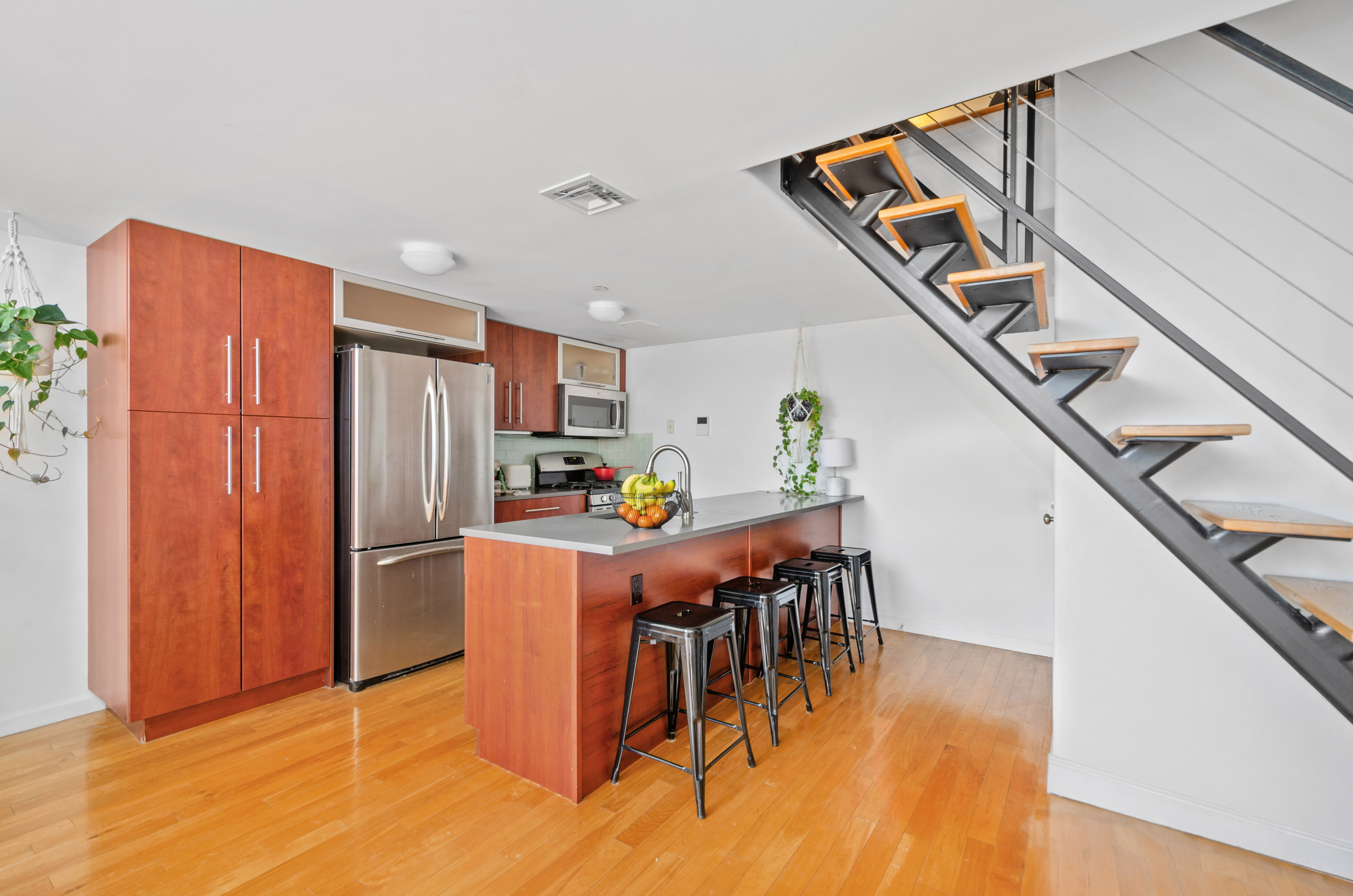 84 Eagle Street, Unit 2D Brooklyn, NY 11222 - Photo 3 of 10 a dining room with furniture and entryway