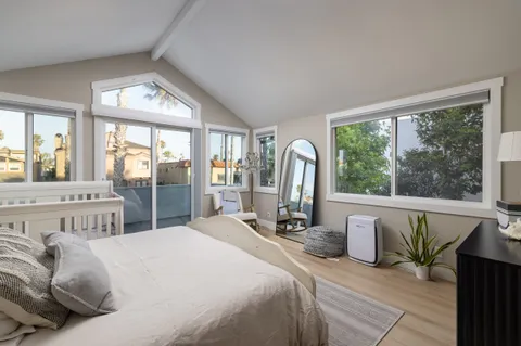 $4,498,000 | 207 21st Street, Huntington Beach, CA 92648