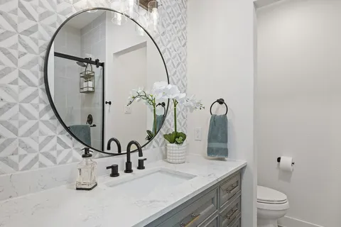 $925,000 | 1904 Lakeway Boulevard, Lakeway, TX 78734