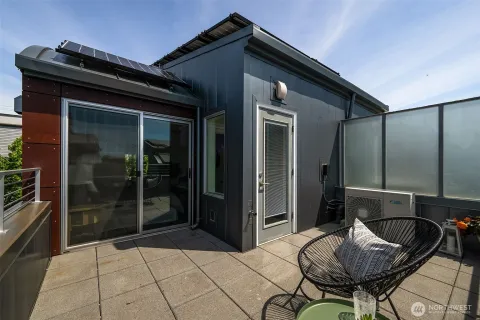 $1,150,000 | 307 14th Avenue East, Unit B, Seattle, WA 98112