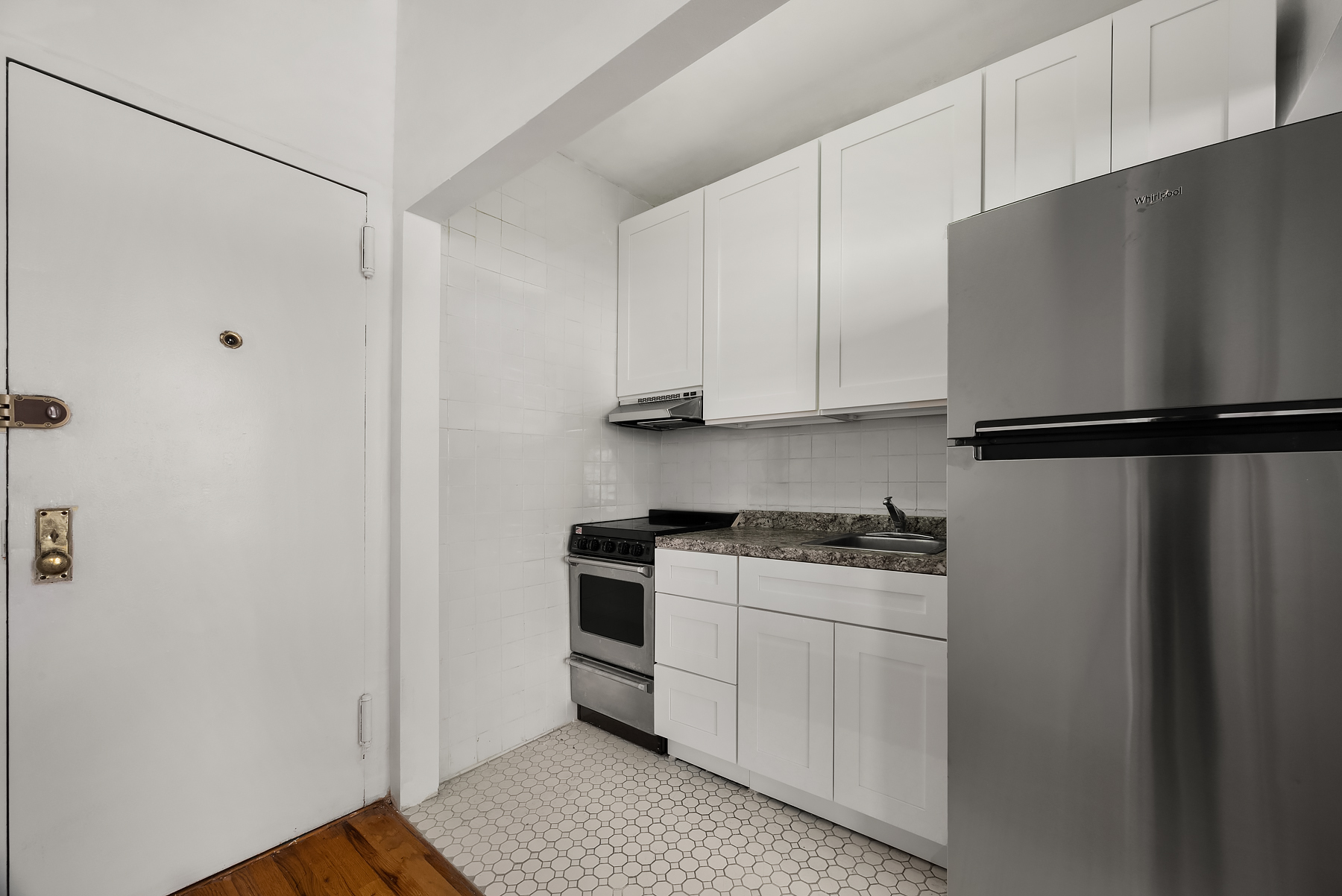 862 West End Avenue, Unit 3F Manhattan, NY 10025 - Photo 3 of 4