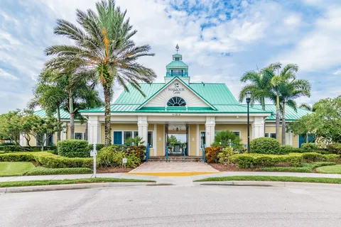 $385,000 | 5108 Butterfly Shell Drive, Apollo Beach, FL 33572