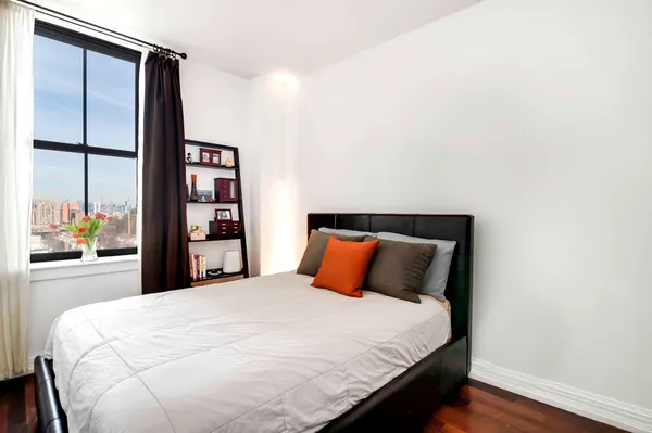 $4,400 | 1 Hanson Place, Unit 12F | Fort Greene