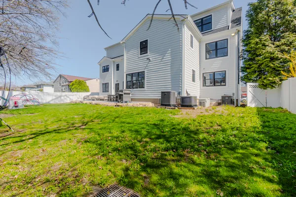 Contact Agent | Address Upon Request, Springfield, NJ 07081