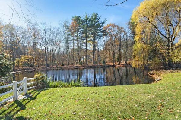 $30,000 | 75 Hanson Road, Darien, CT 06820