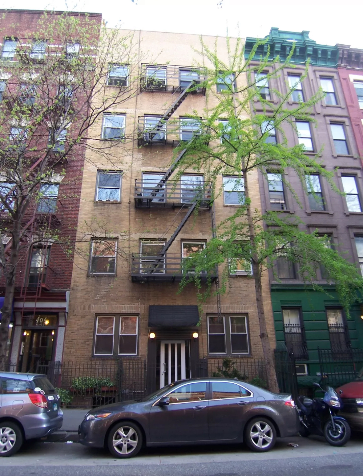 406 West 46th Street, Unit 2C Manhattan, NY 10036 - Photo 7 of 8