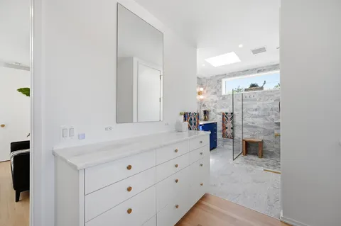 Contact Agent | 304 Quackenbos Street Northwest, Washington, DC 20011