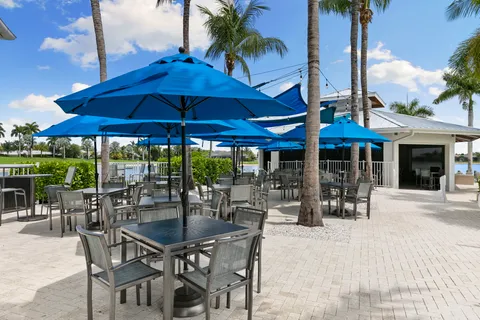 $829,999 | 14523 Topsail Drive, Naples, FL 34114