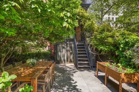 $2,250,000 | 58 Remsen Street, Unit 1R | Brooklyn Heights