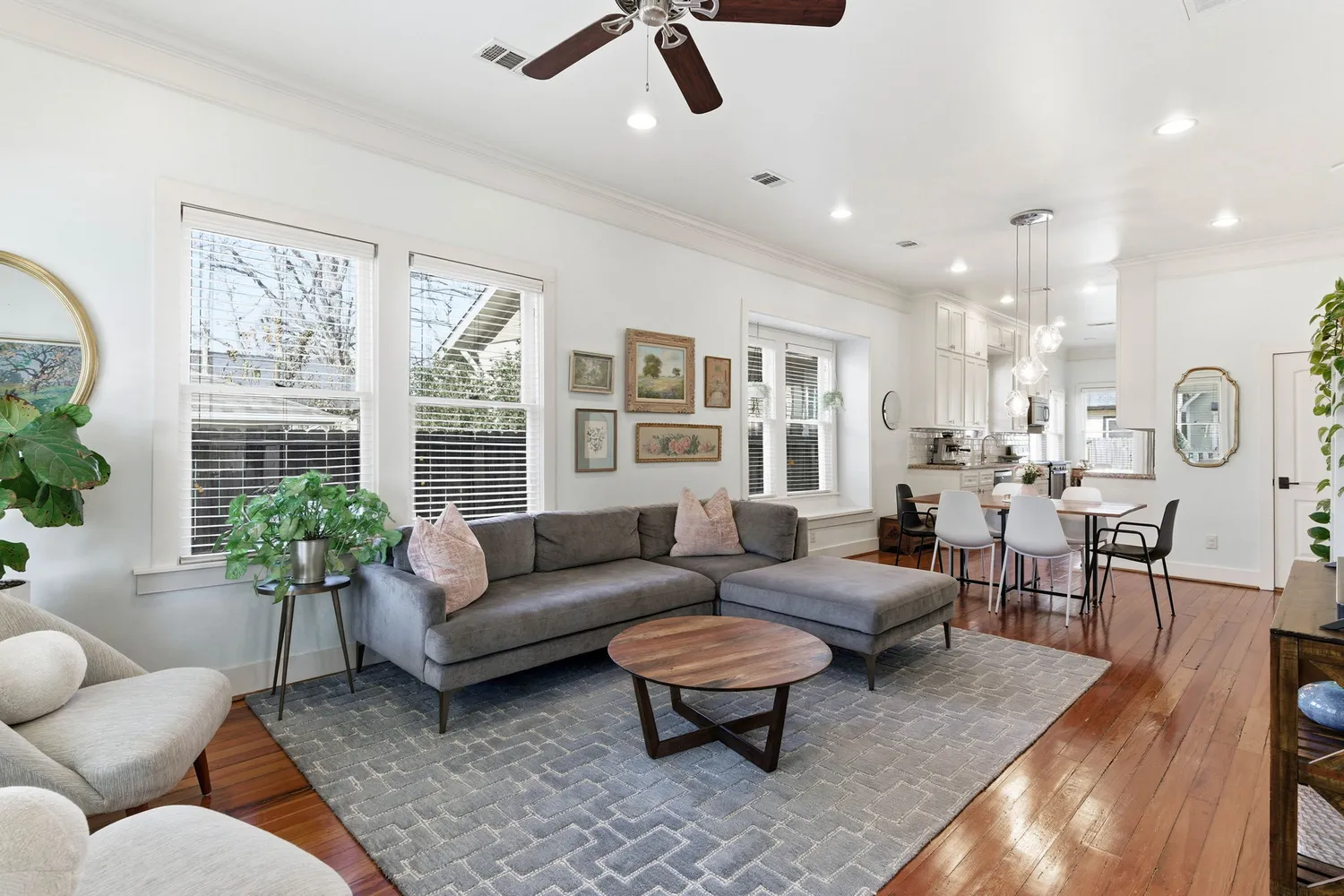 $635,000 | 727 East 25th Street, Houston, TX 77008