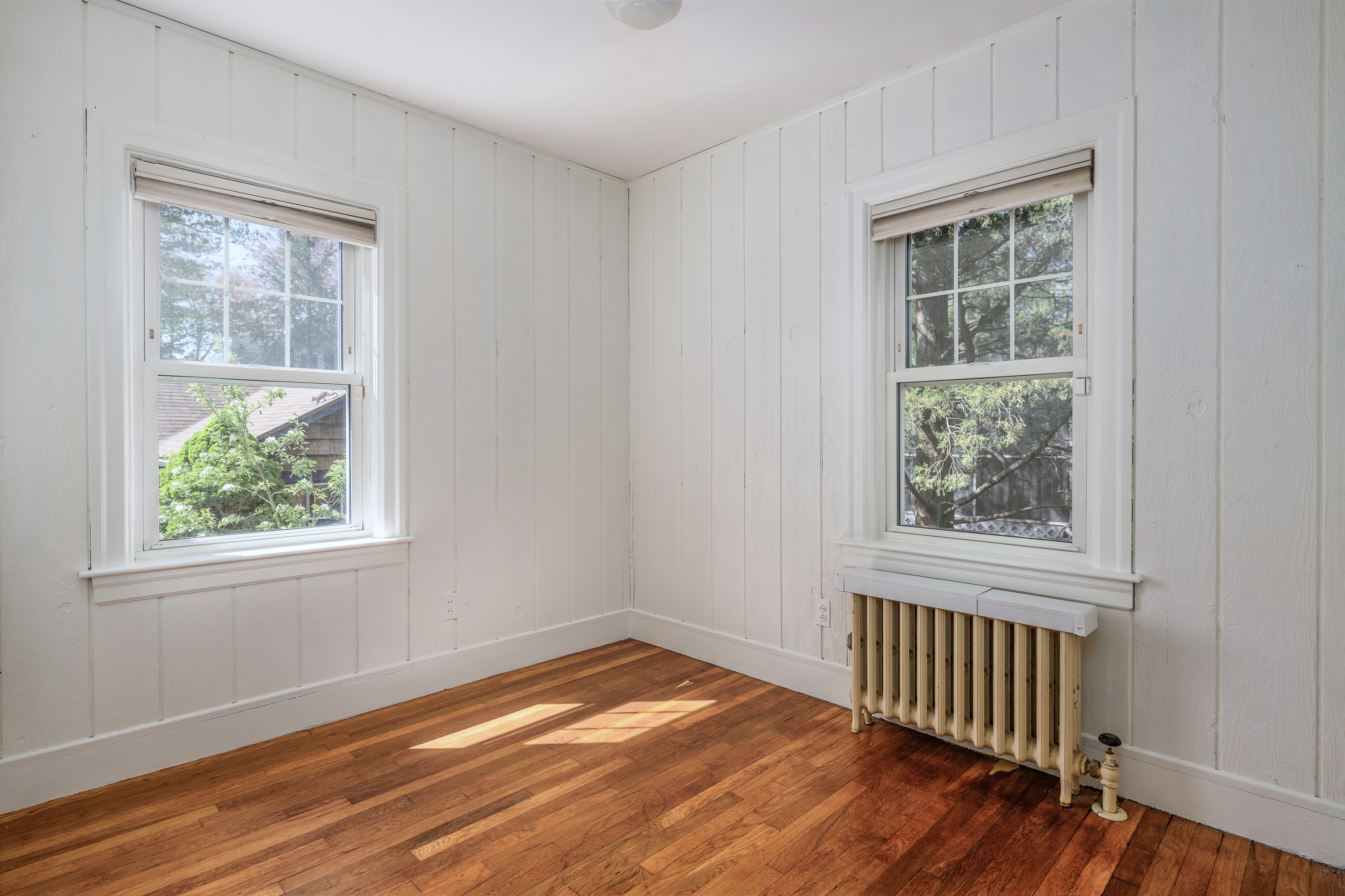 31 Errol Street Warwick, RI 02888 - Photo 9 of 38