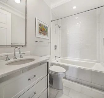 $8,995,000 | 20 East End Avenue, Unit 10A | Upper East Side