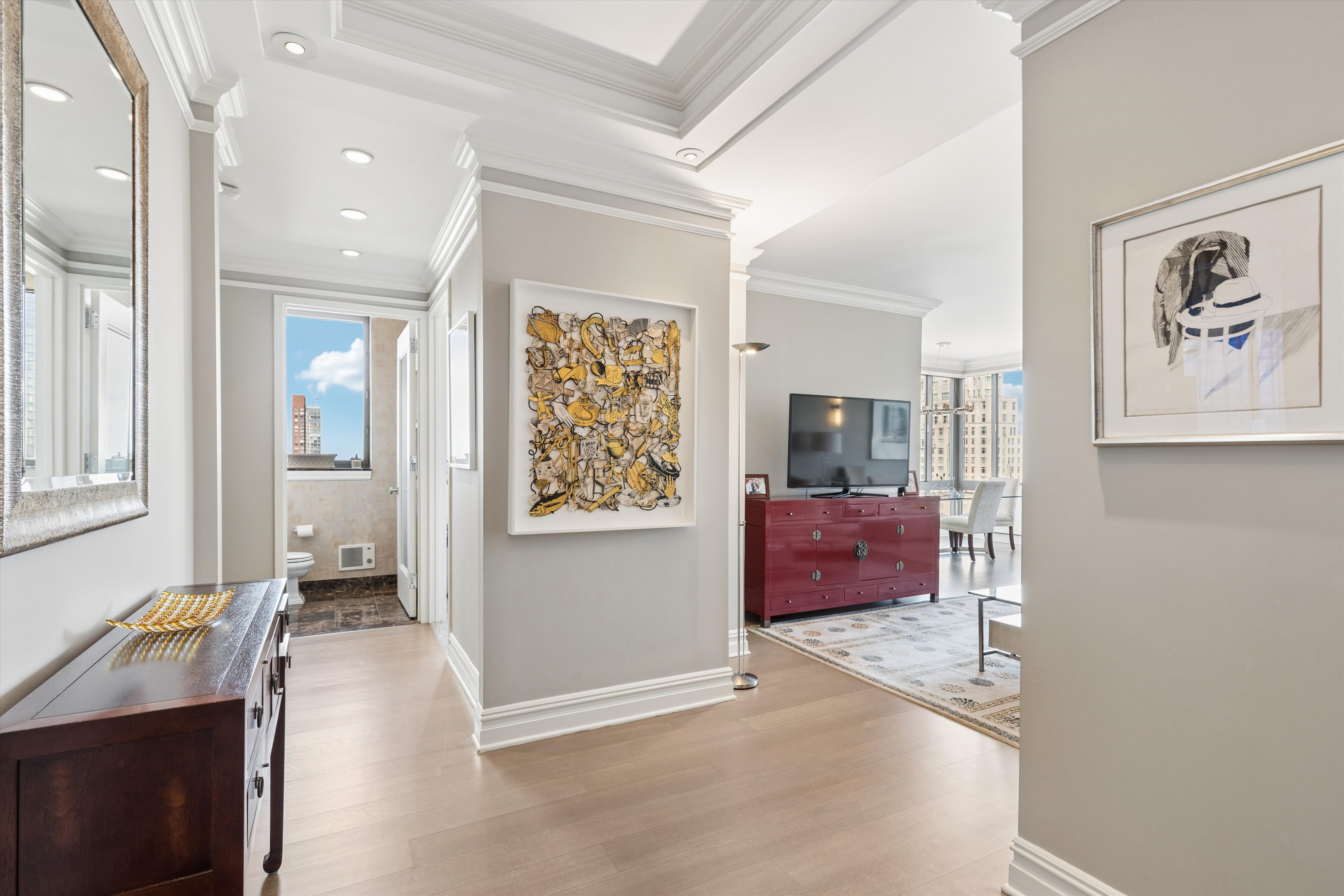 2 Columbus Avenue, Unit 39B Manhattan, NY 10023 - Photo 5 of 14 Gallery Image 5