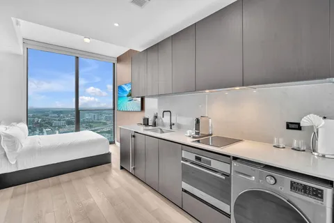 $518,000 | 20 Northeast 11th Street, Unit 4607A, Miami, FL 33132