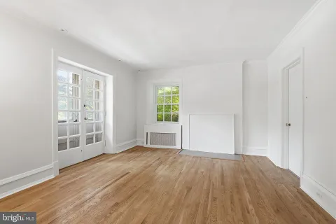$895,000 | 6711 Lincoln Drive, Philadelphia, PA 19119