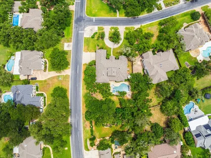 $1,495,000 | 3500 Wellspring Drive, Bee Cave, TX 78738