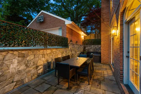 Contact Agent | 5313 Massachusetts Avenue, Bethesda, MD 20816