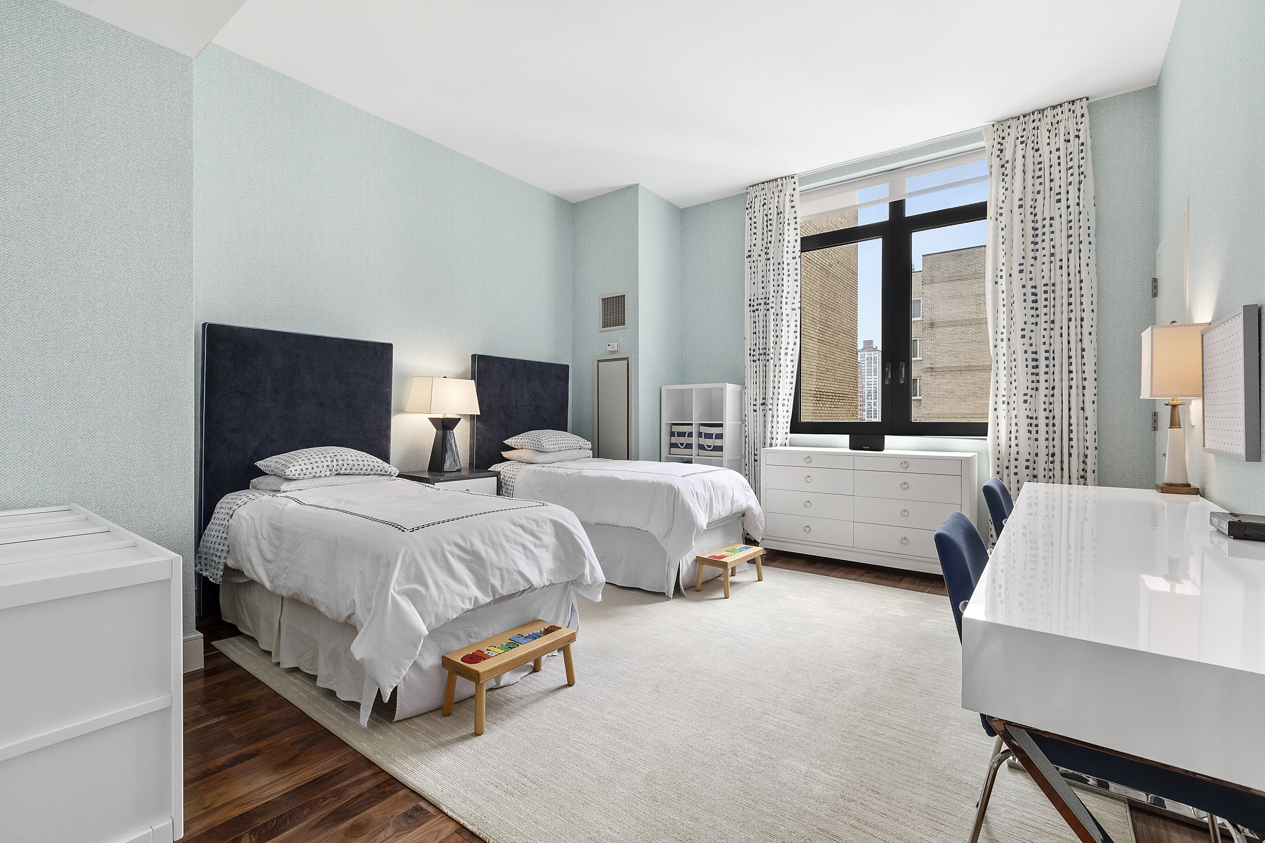 300 East 79th Street, Unit 12B Manhattan, NY 10075 - Photo 15 of 25