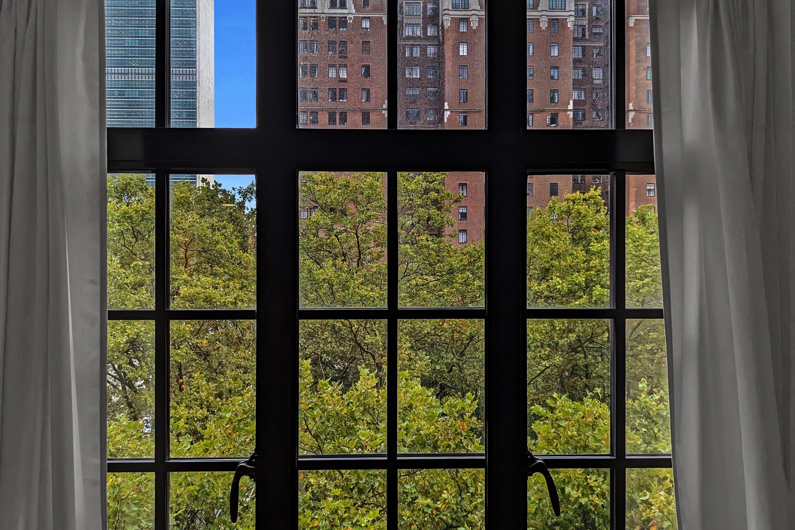 320 East 42nd Street, Unit 918 Manhattan, NY 10017 - Photo 15 of 18