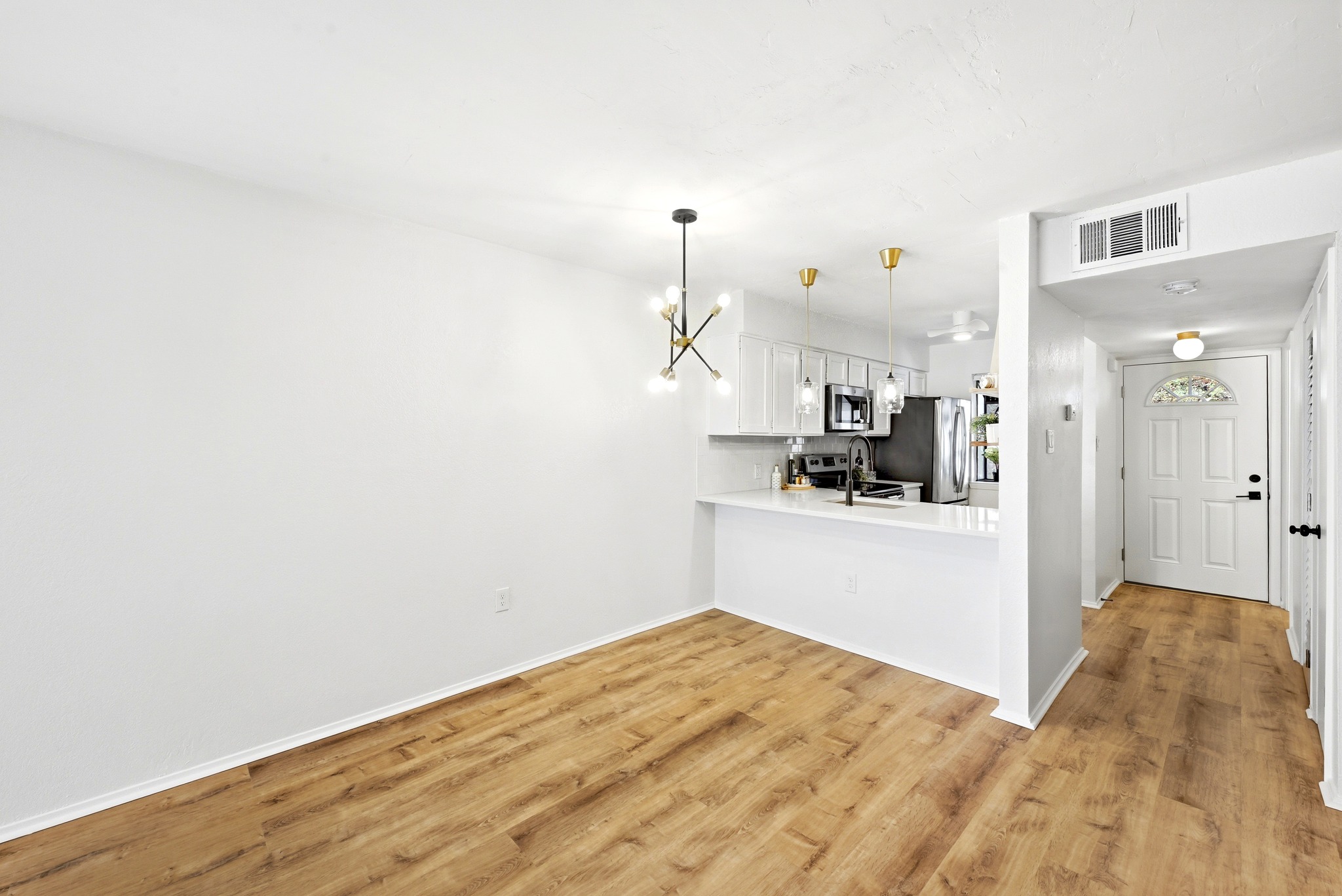 2215 Post Road, Unit 1039 Austin, TX 78704 - Photo 13 of 41 Gallery Image 13