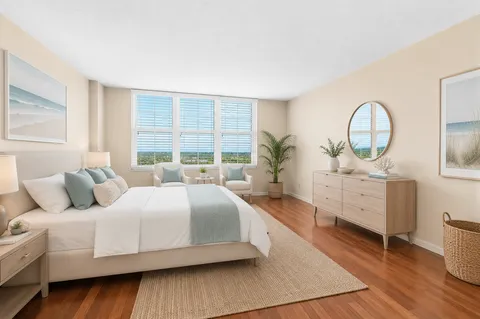 $545,000 | 1150 Hillsboro Mile, Unit 905, Hillsboro Beach, FL 33064