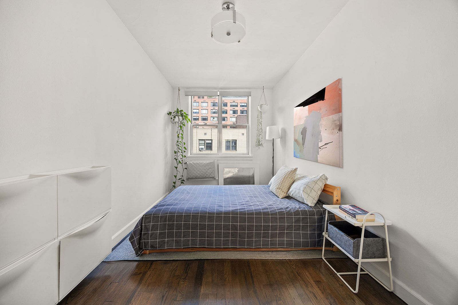 336 East 50th Street, Unit 5A Manhattan, NY 10022 - Photo 6 of 9