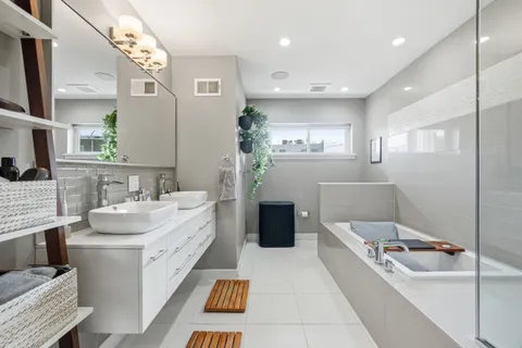 $1,150,000 | 604 North 4th Street, Philadelphia, PA 19123