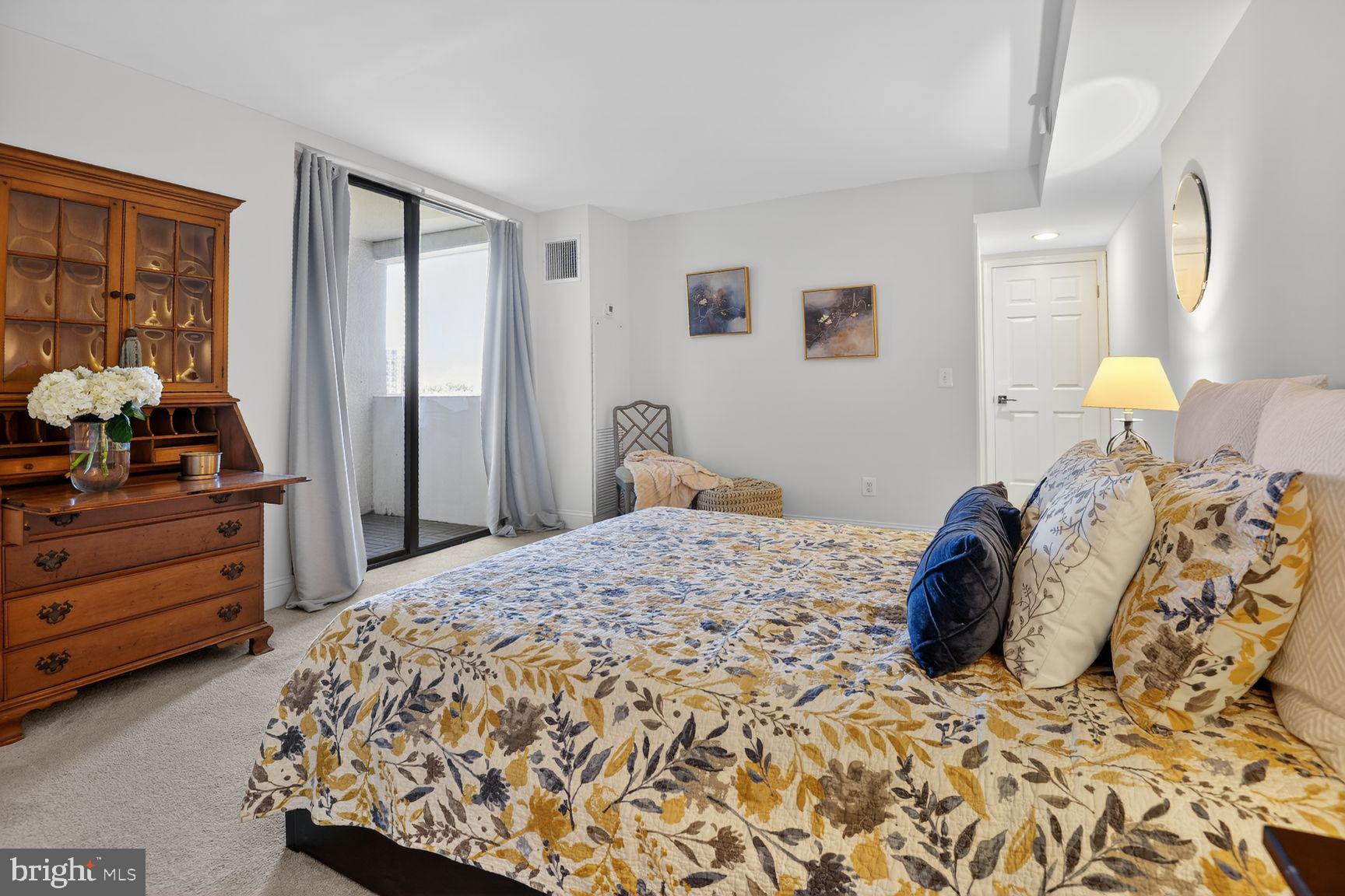 6101 Edsall Road, Unit 1606 Alexandria, VA 22304 - Photo 12 of 31 Gallery Image 12