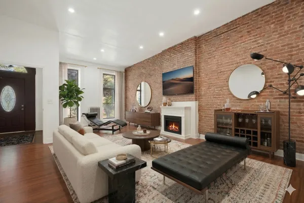 $7,000 | 654 Lafayette Avenue, Unit GARDENA | Bedford-Stuyvesant