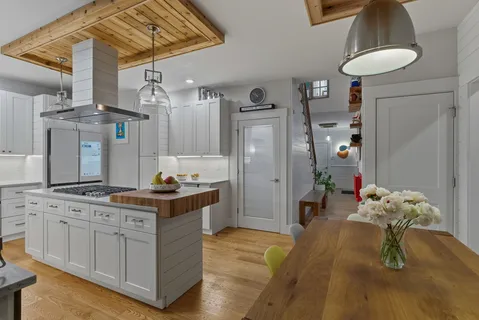 Contact Agent | 28 Tufts Road, Lexington, MA 02421