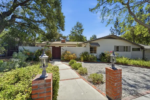 $1,995,000 | 4630 Gould Avenue, La Canada Flintridge, CA 91011