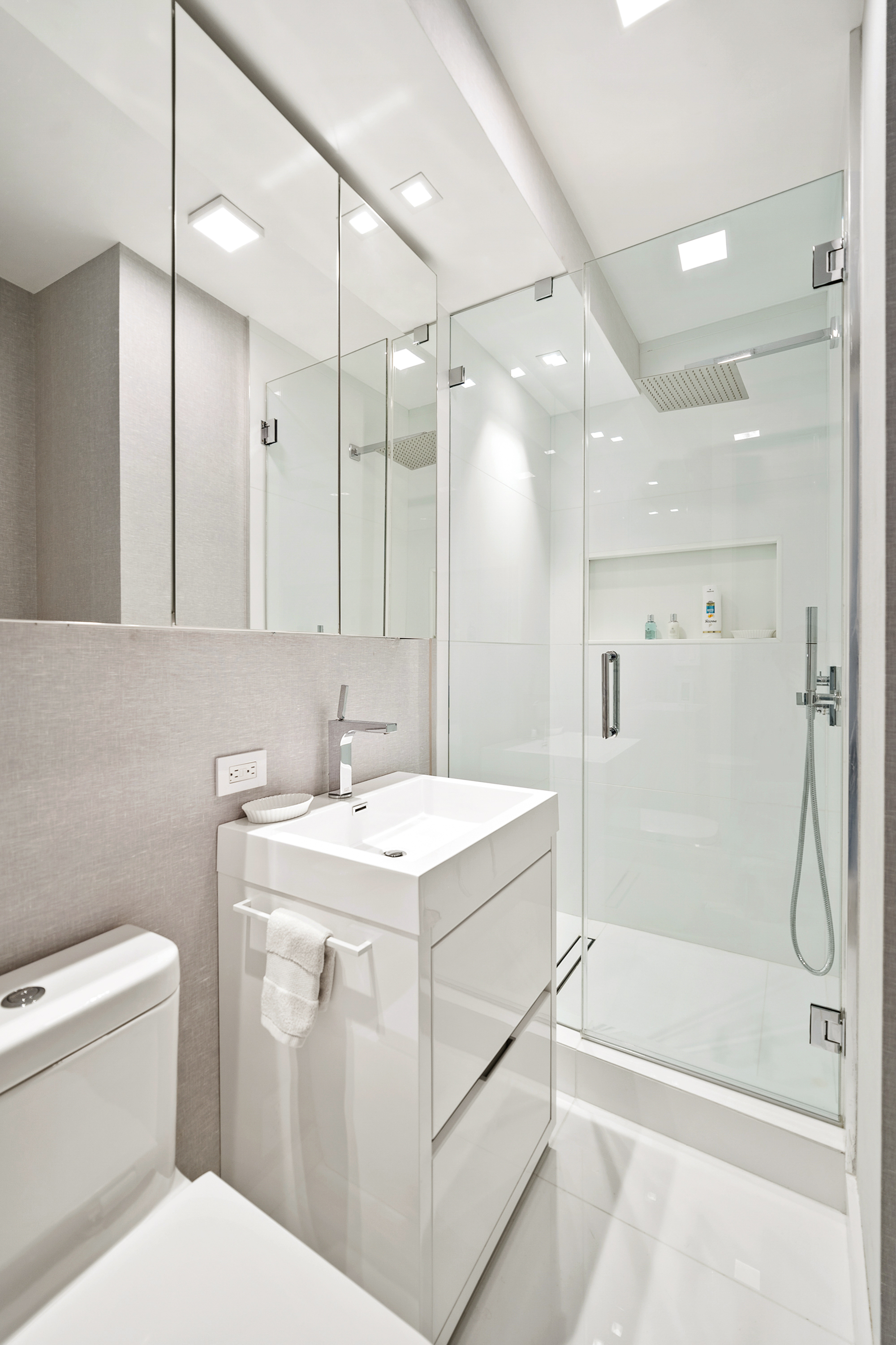 116 Central Park South, Unit 11N Manhattan, NY 10019 - Photo 8 of 14