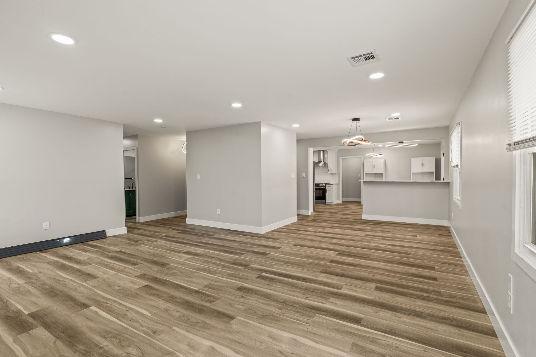 24 Pilgrim Lane Willingboro, NJ 08046 - Photo 8 of 41