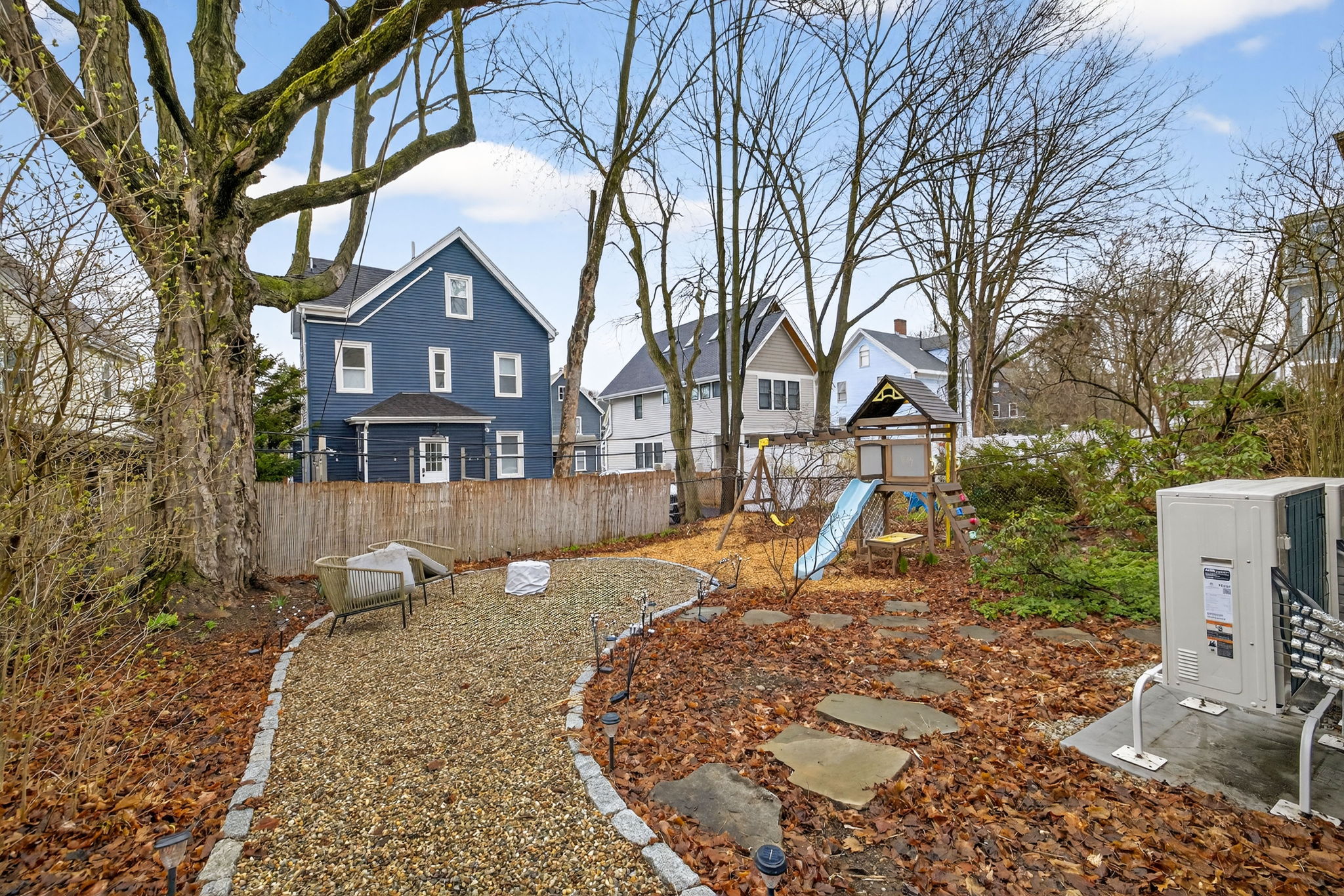 146 Poplar Street Boston, MA 02131 - Photo 24 of 35