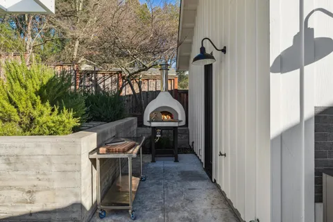 $4,590,000 | 519 Reed Court, Healdsburg, CA 95448