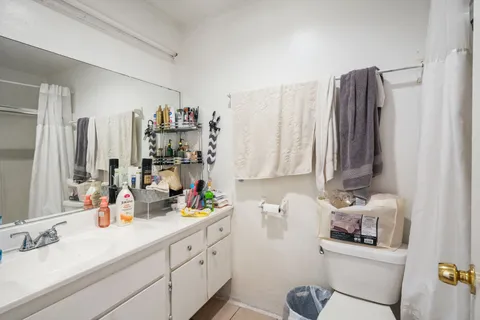 Contact Agent | International Avenue, Canoga Park, CA 91304