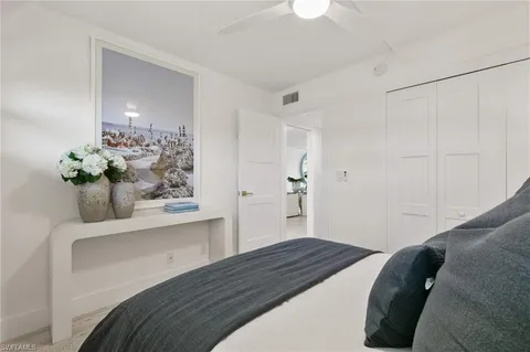 $575,000 | 614 Broad Avenue South, Naples, FL 34102