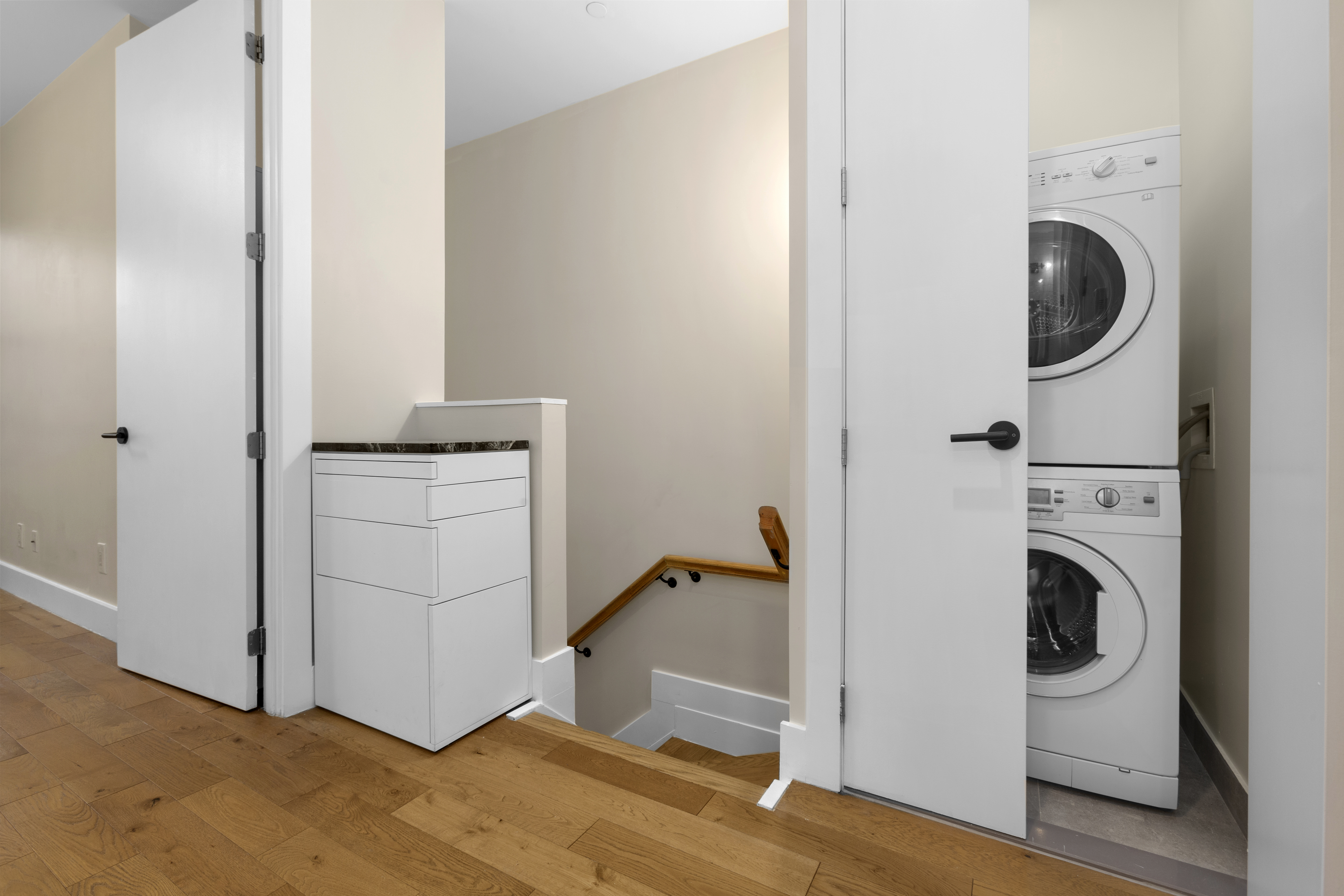 245 Schaefer Street, Unit 2D Brooklyn, NY 11207 - Photo 4 of 18