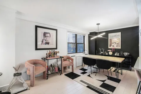 $999,999 | 330 3rd Avenue, Unit 15G | Kips Bay