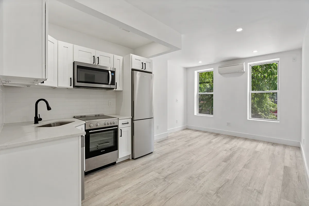 817 9th Avenue, Unit 2S Manhattan, NY 10019 - Photo 4 of 9