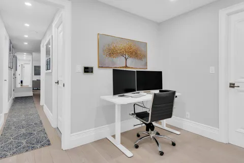$2,395,000 | 415 East 37th Street, Unit 9JK | Murray Hill