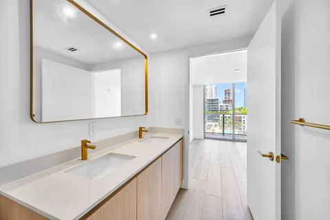 $899,900 | 90 Northeast 32nd Street, Unit 1103, Miami, FL 33127